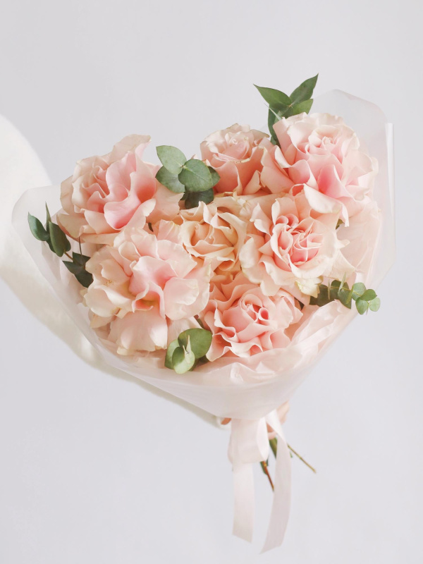 БУКЕТ 7 ФРАНЦУЗСКИХ РОЗ БУКЕТ 7 ФРАНЦУЗСКИХ РОЗ