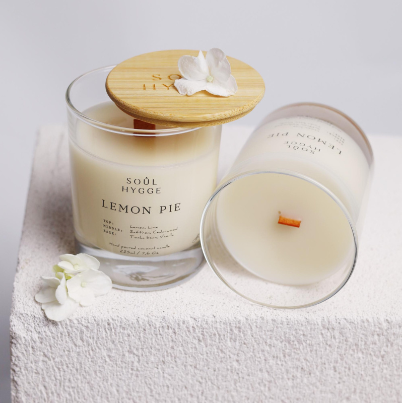 Свеча LEMON PIE (деревянный фитиль) Свеча LEMON PIE (деревянный фитиль)